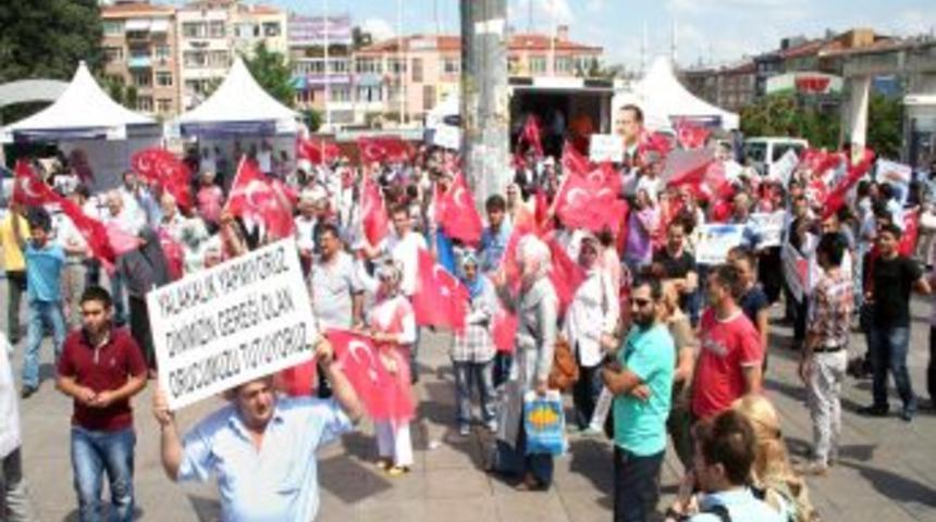Oru&ccedil; Tutanlara Hakaret Iddiası Protesto Edildi