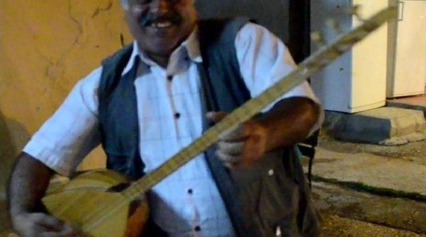 Ge&ccedil;imini Sağlamak İ&ccedil;in İftar Sonrası Vatandaşları Coşturuyor