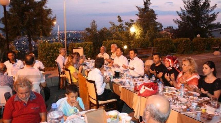 Ak Parti &Ccedil;iğli'den İftar Buluşmaları