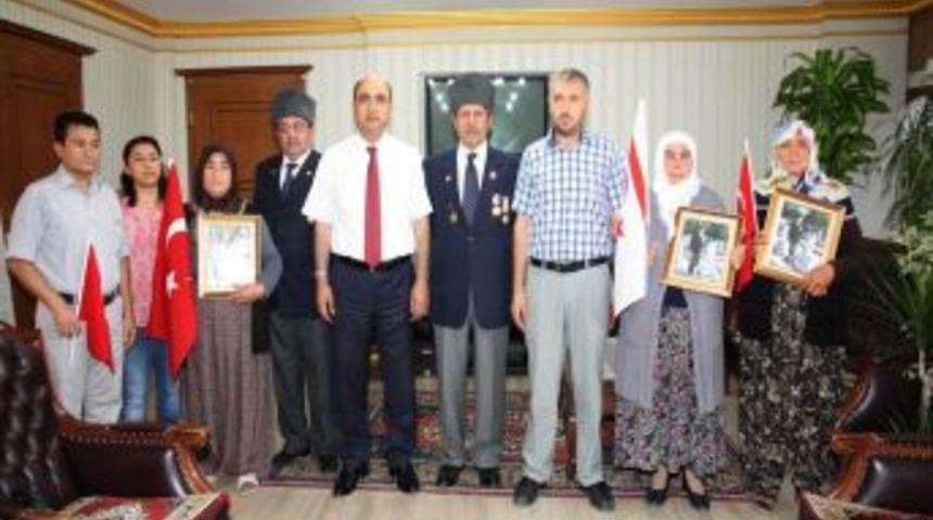 Kıbrıs Şehitlerinin Yakınları Ve Gazilerinden Belediye Başkanı Palta&rsquo;ya Ziyaret