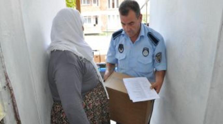 Erbaa Belediyesi Gıda Yardımı Dağıtıyor