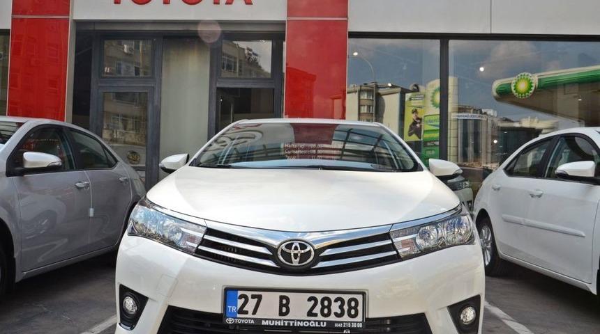 Yeni Corolla D&uuml;nyada Ilk Kez T&uuml;rkiye&rsquo;deki Sahiplerine Teslim Edildi