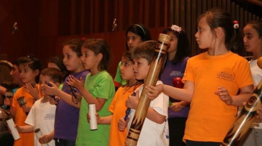 &Ccedil;ocuklar Vurmalı &Ccedil;algılar Festivalinde Buluştu