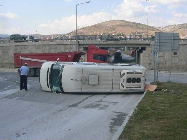 Bozüyük’te Trafik Kazası, 1 Yaralı