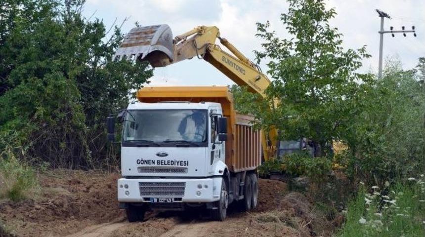 G&ouml;nen Belediye Başkanı H&uuml;seyin Yakar: