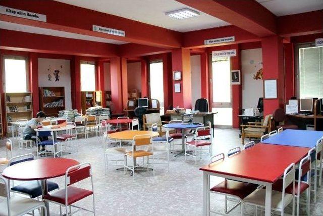 Salihli Kitap Okuyor 2