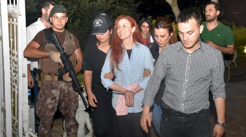 Adnan Oktar operasyonunda gözaltına alınan Şener Şen'in yeğeni Aslı Süme Efeoğlu tutuklandı