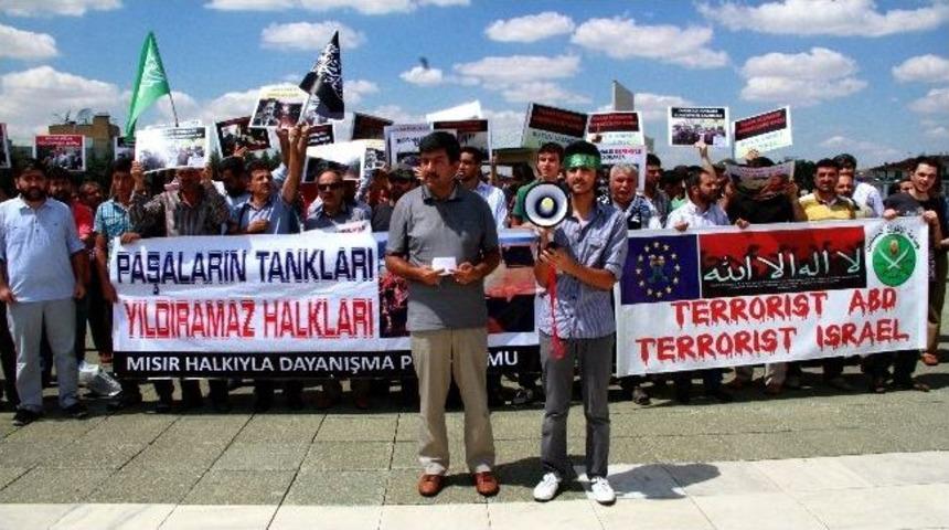 Kocatepe Camisi'nde Mısır Eylemi