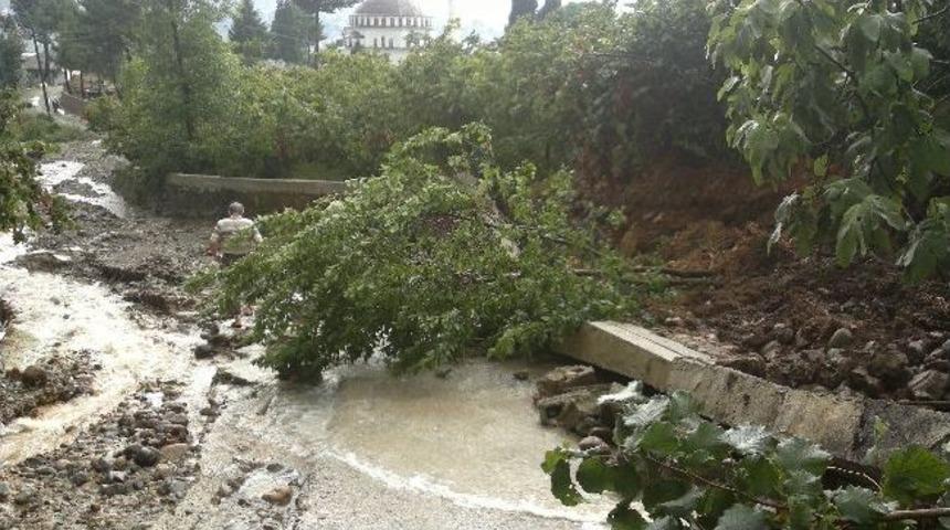 Giresun&rsquo;da Şiddetli Yağiş