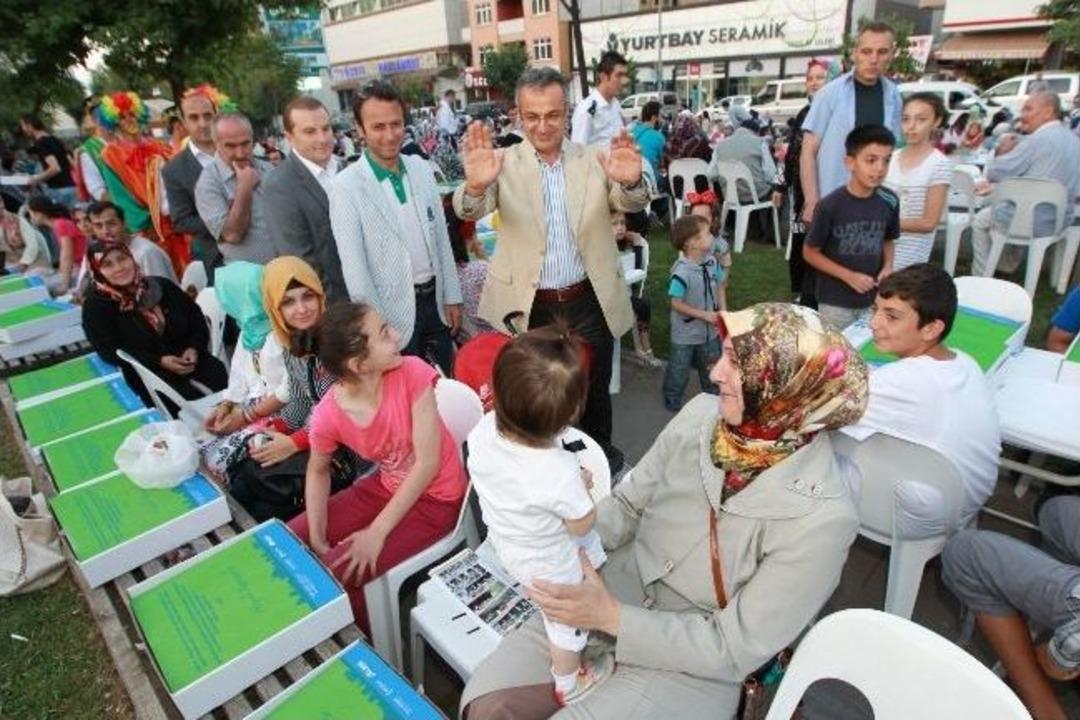 Başkan K&ouml;şker 2 Bin Kişiyle İftar A&ccedil;tı
