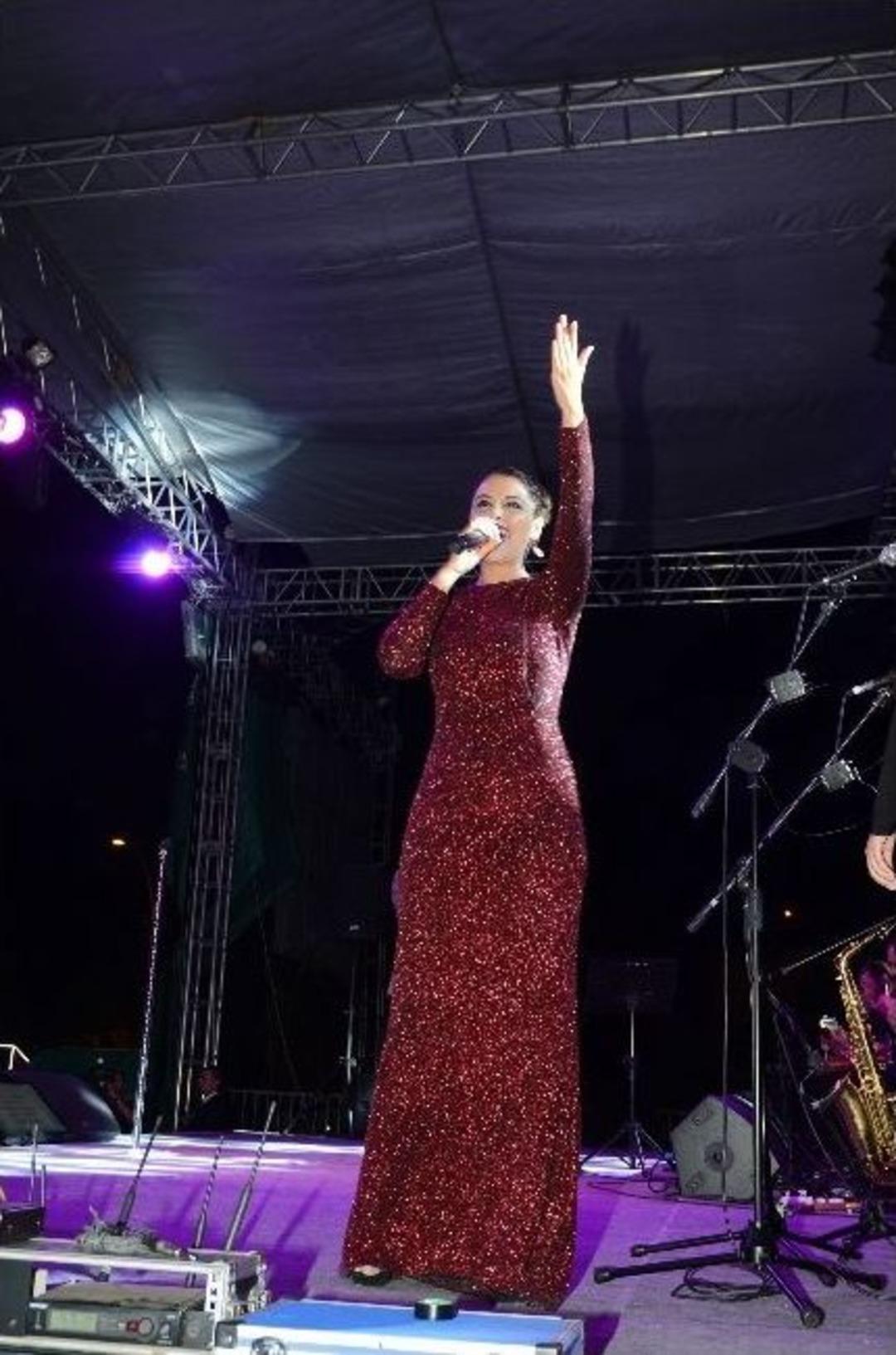 Bursa'da Zara Coşkusu