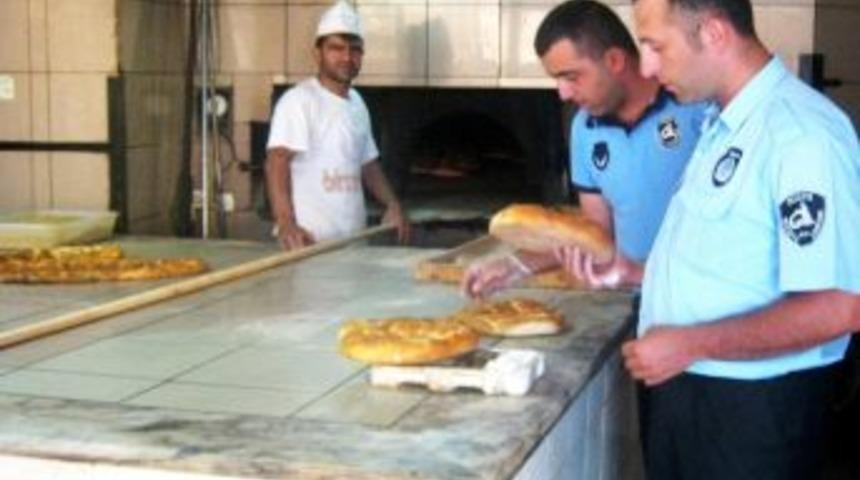 D&uuml;zce Belediyesi Zabıtasından Pide Denetimi