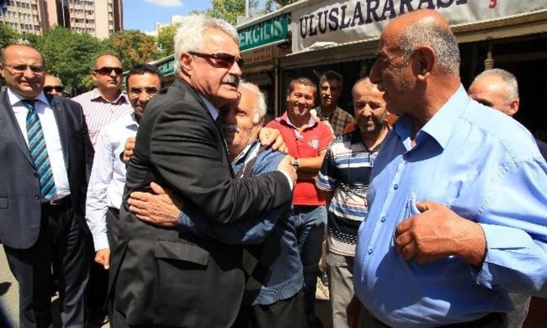 Başkan Tanık&rsquo;tan Esnaf Ve T&uuml;keticiye Destek