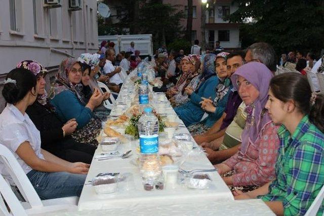 Korkuteli Devlet Hastanesi Personeli İftarda Buluştu