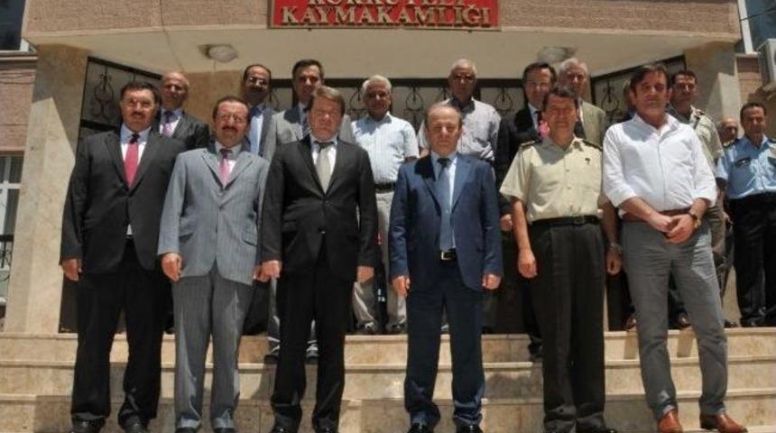 Vali &Ouml;zt&uuml;rk Korkuteli&rsquo;nde İncelemelerde Bulundu