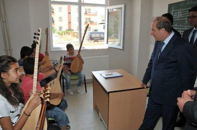 Vali &Ouml;zt&uuml;rk Korkuteli&rsquo;nde İncelemelerde Bulundu 1