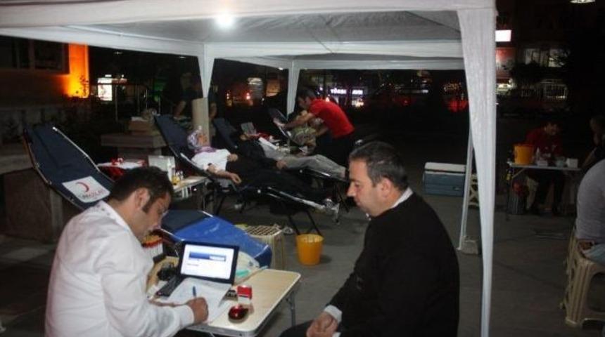 Kızılay Havza'da İftardan Sonra Kan Topluyor