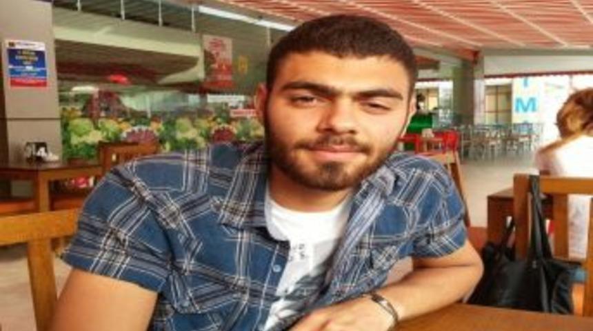 Temizlik yaparken elektrik akımına kapılan gen&ccedil;, &ouml;ld&uuml;