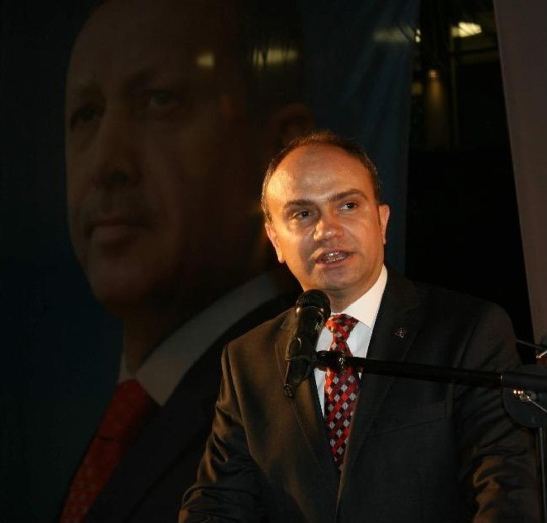 Ak Partili Mersinli&rsquo;den İftar Yemeği