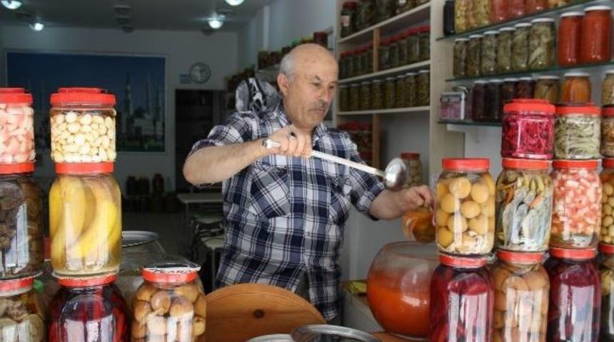 Yumurta Turşusuna İlgi B&uuml;y&uuml;k