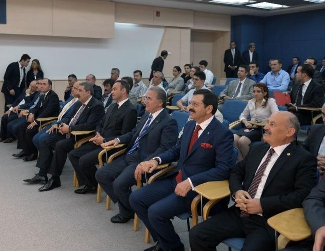 Tobb&rsquo;dan Karab&uuml;k&rsquo;e Meslek Okulu