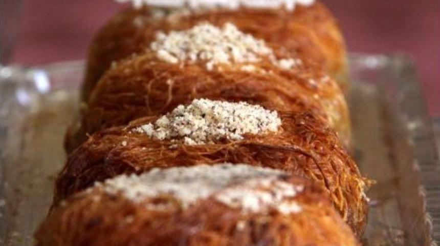 Bayramda Aşırı Şekerli Tatlı T&uuml;ketmek Sağlığınızı Bozabilir