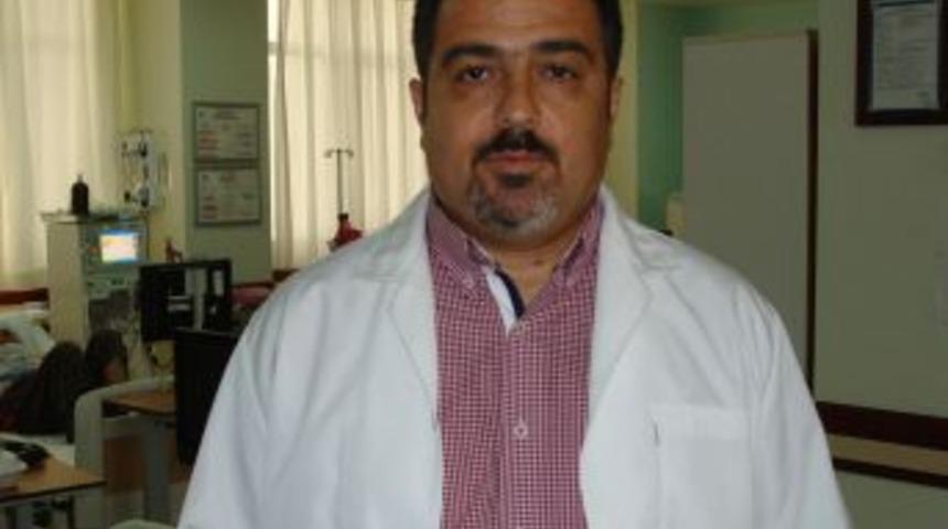 Prof. Dr. Yeni&ccedil;erioğlu: Oru&ccedil; Tutanlar Ağır Efor Gerektiren Işlerden Ka&ccedil;ınmalı