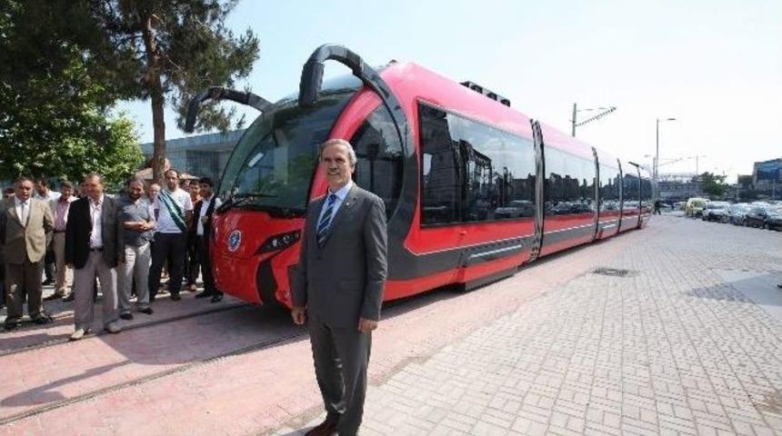 Bayramda Vatandaşlara Tramvay M&uuml;jdesi