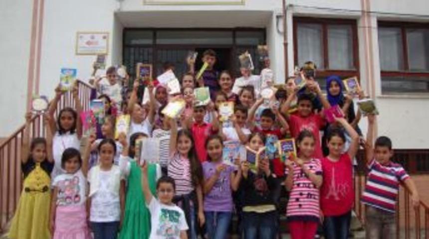 Pazaryolu'nda Okumanın Tatili Yok