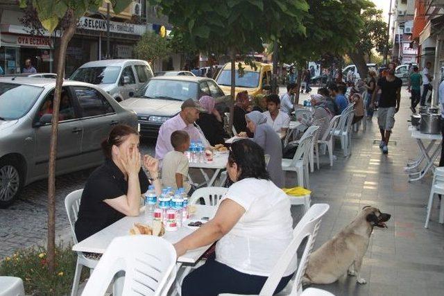 Esnaf İftarı Yoğun İlgi Gördü