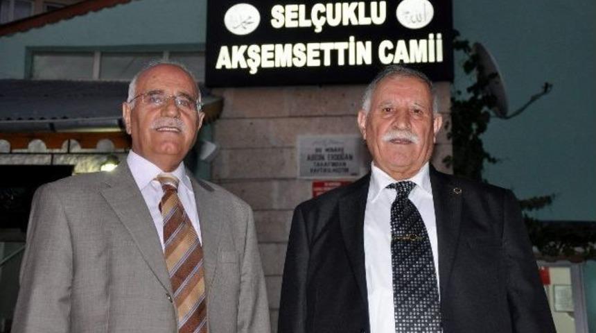 Sivaslı Gurbet&ccedil;iden Mahalle İftarı