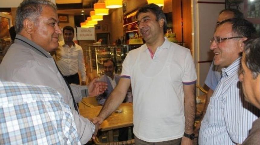 Mutlu M&uuml;d&uuml;r Ağrı&rsquo;yla Hasret Giderdi