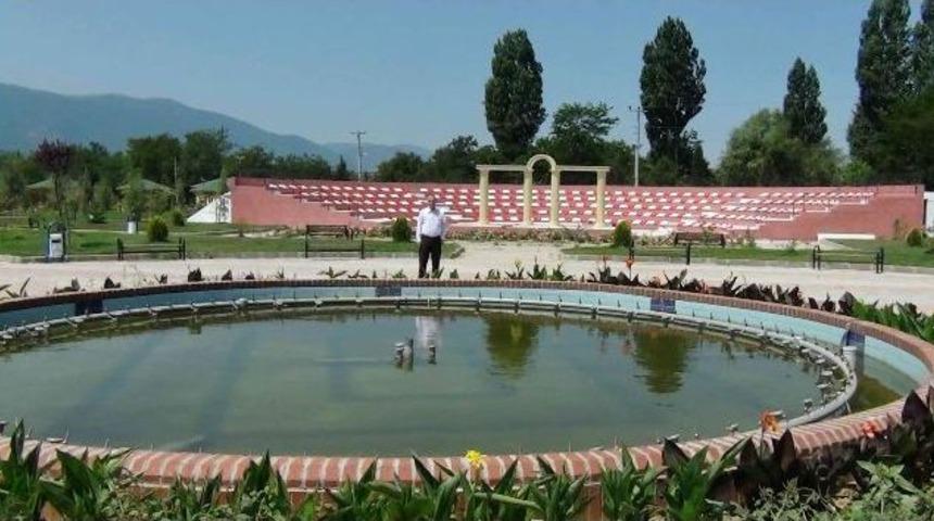 Simav Yeşil Alanda Ab&rsquo;yi Yakaladı