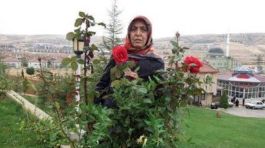 &Ccedil;alıştığı İş Yerinden Evine Gitmek İ&ccedil;in &Ccedil;ıkan Kadından Haber Alınamıyor