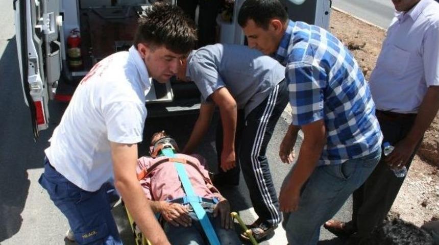 Karşıya Ge&ccedil;mek İsterken Yaralandı