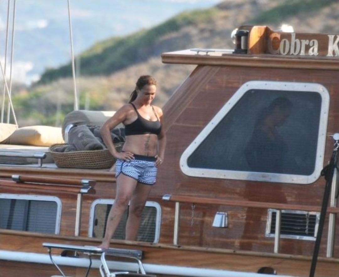 H&uuml;lya Avşar Mavi Yolculuğa &Ccedil;ıktı