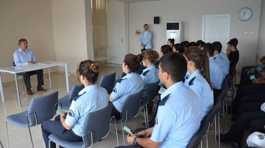 Emniyet M&uuml;d&uuml;r&uuml; Yılmaz&rsquo;dan Yeni Polislere Nasihat