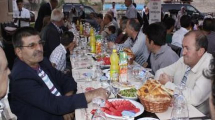Bayburtlu Gurbetçiler ELVANDER Iftarında Buluştu