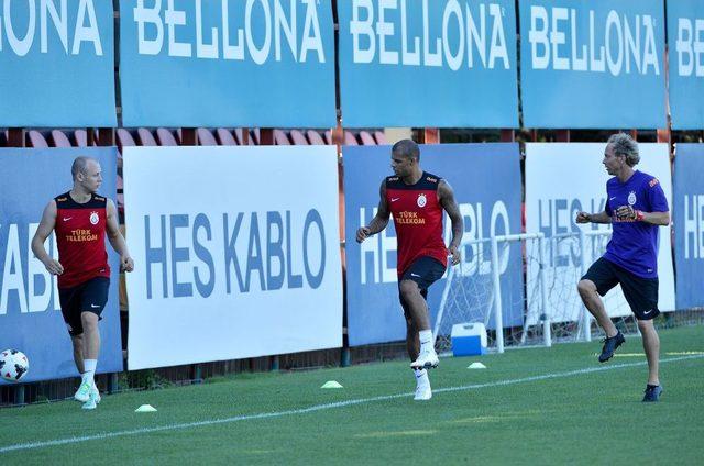 Fernando Muslera Ve Wesley Sneijder Takımla Birlikte Çalıştı