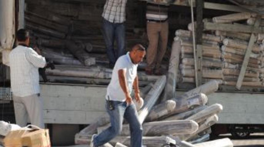 TIR&rsquo;da 70 Bin Paket Sigara Bulundu