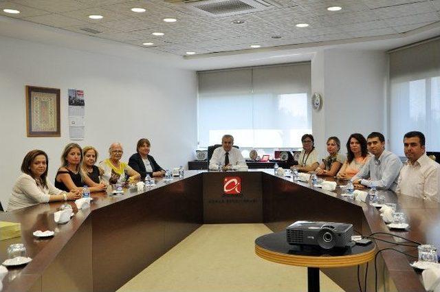 T&uuml;rkmen: "bakanımız Adanalı, Turizm Yatırımı Sıfır" 1