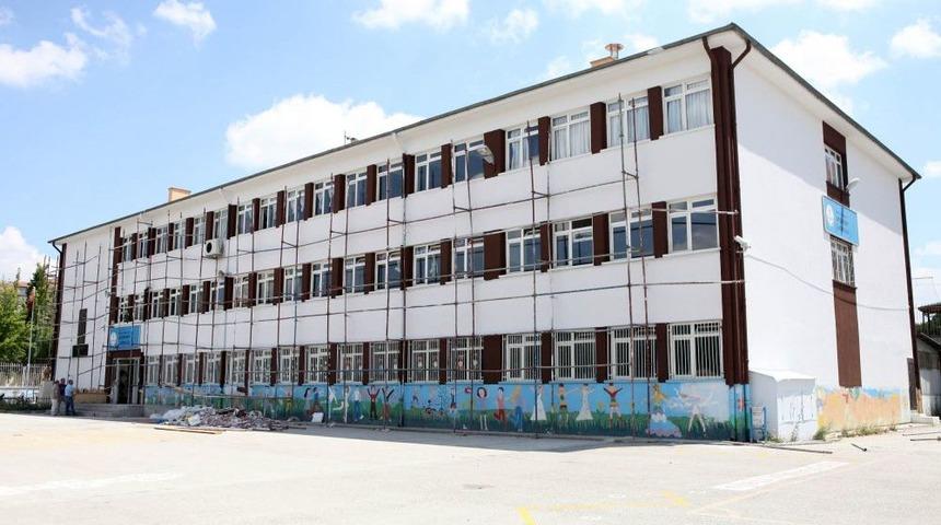 Yenimahalle’de 102 Okul Tadilat Için Başvurdu