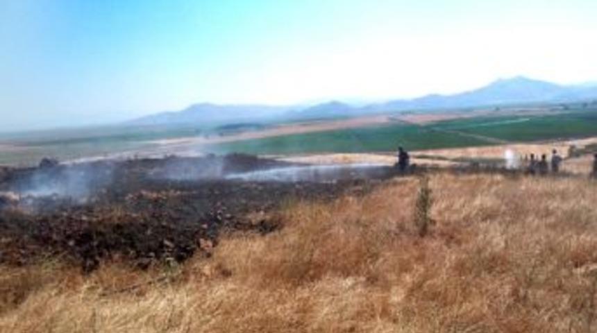 Kahramanmaraş'ta Zeytin Ve Şeftali Bah&ccedil;esinde Yangın