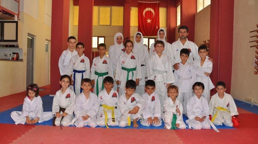 Okulların Tatile Girmesiyle Spor Salonları &Ccedil;ocuklarla Dolup Taşıyor