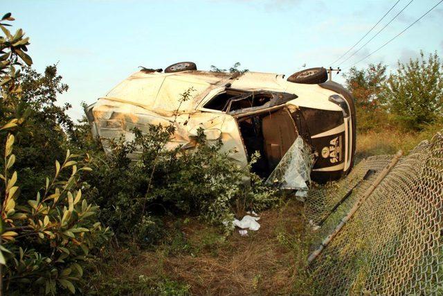 Sapanca'da Trafik Kazası: 4 Yaralı