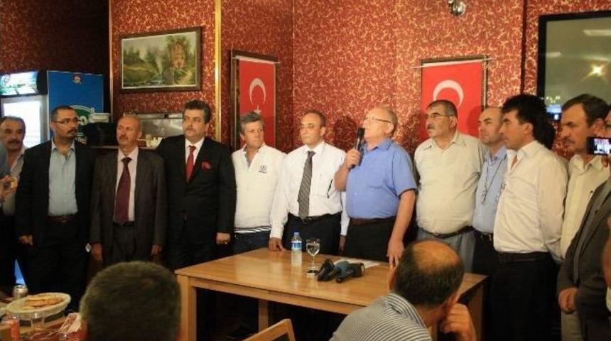 T&uuml;m-iş Konfederasyonu İftarda Buluştu