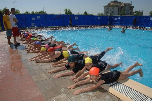 Yüzme Kursları, Boğulma Vakalarının Önüne Geçti