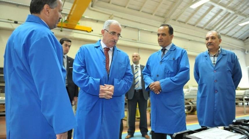 Vali Tuna, Devrim&rsquo;in Direksiyonuna Ge&ccedil;ti