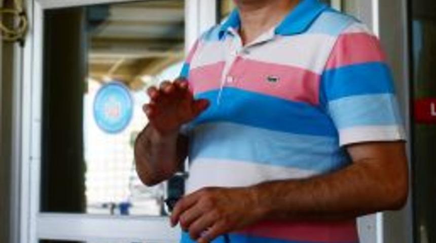 Beşinci Y&uuml;z Nakli Yapılan Sert, Heyecanlanmaması I&ccedil;in Uyutuluyor