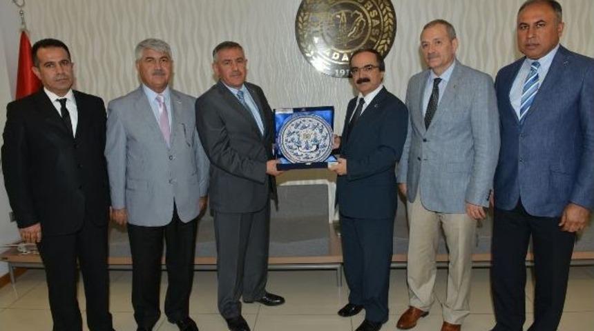 Vali Coş&rsquo;tan Atb Başkanı &Ccedil;alışkan&rsquo;a Ziyaret